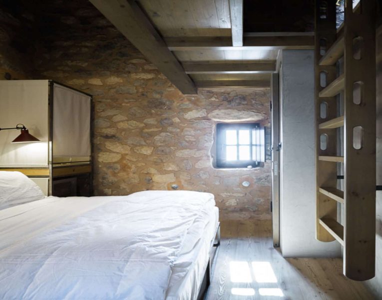 Torre di Mani-Mani-Peninsula-by-Olive-Villa-Rentals-bedroom