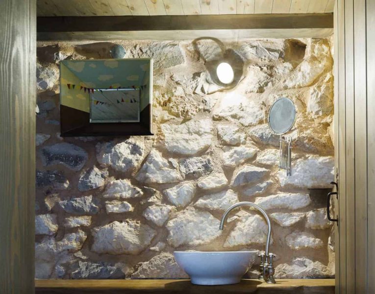 Torre di Mani-Mani-Peninsula-by-Olive-Villa-Rentals-bathroom