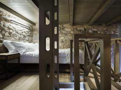 Torre di Mani-Mani-Peninsula-by-Olive-Villa-Rentals-loft-bedroom