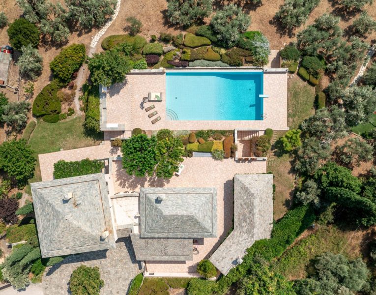 Villa Argo by Olive Rentals 03