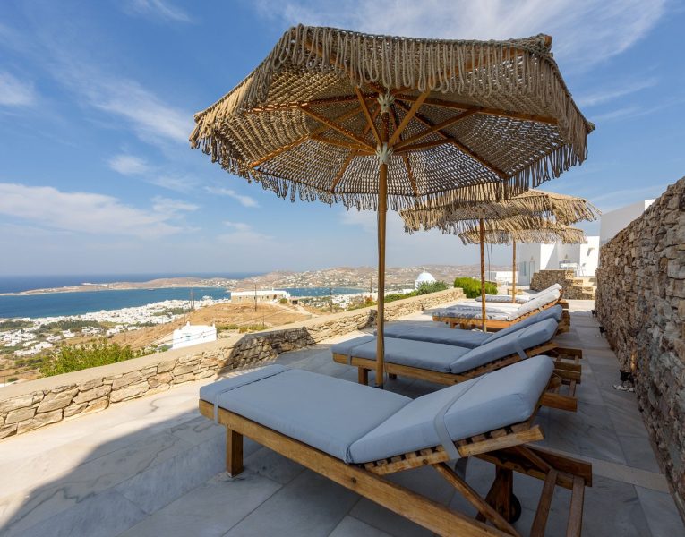 Villa Assana in Paros by Olive Villa Rentals