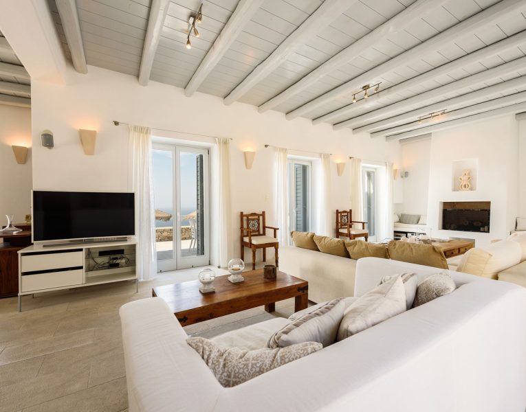 Villa Assana in Paros by Olive Villa Rentals