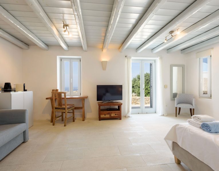 Villa Assana in Paros by Olive Villa Rentals