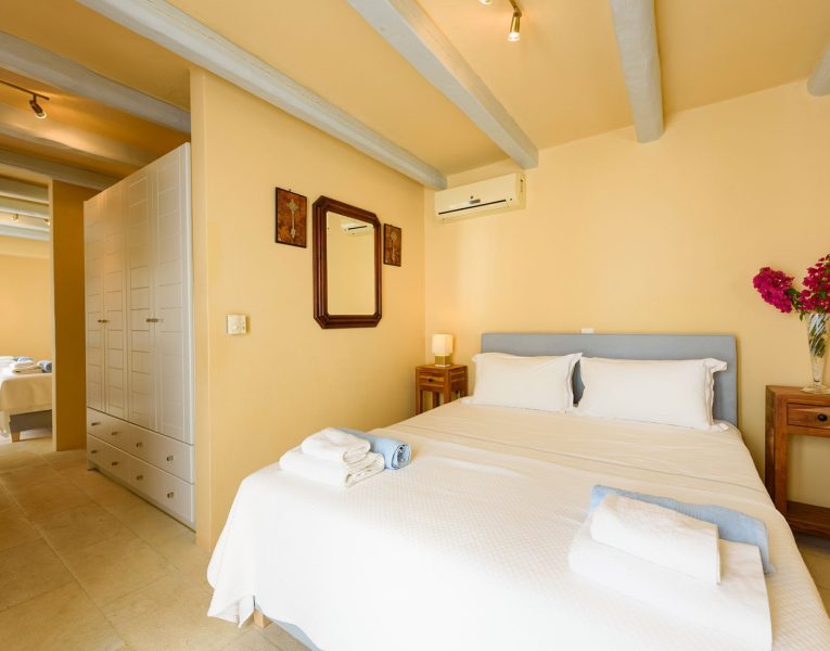 Villa Assana in Paros by Olive Villa Rentals