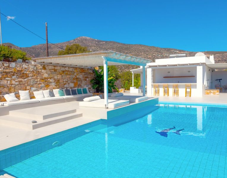 Villa Azul in Sifos by Olive rentals