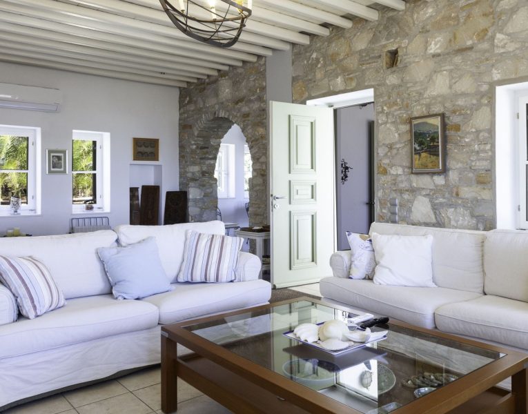 Villa Azul in Sifnos by Olive rentals