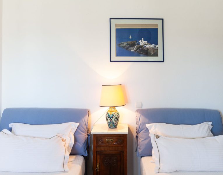 Villa Azul in Sifnos by Olive rentals