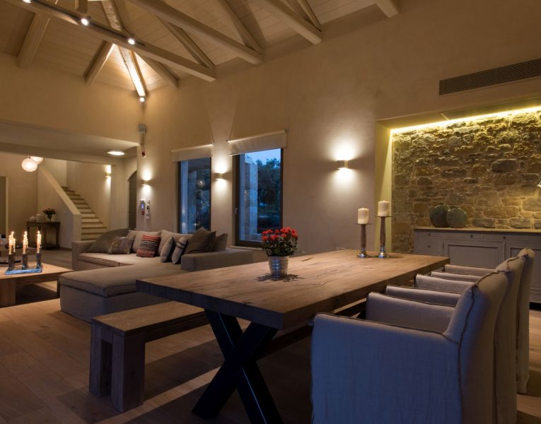 Villa Beatrice by Olive Rentals01