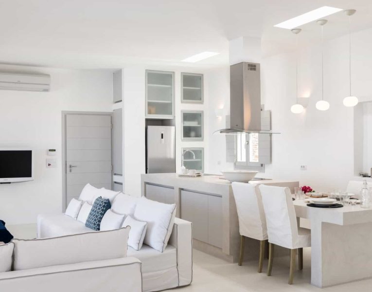 Villa-Blanche-Paros-by-Olive-Villa-Rentals-living-kitchenarea