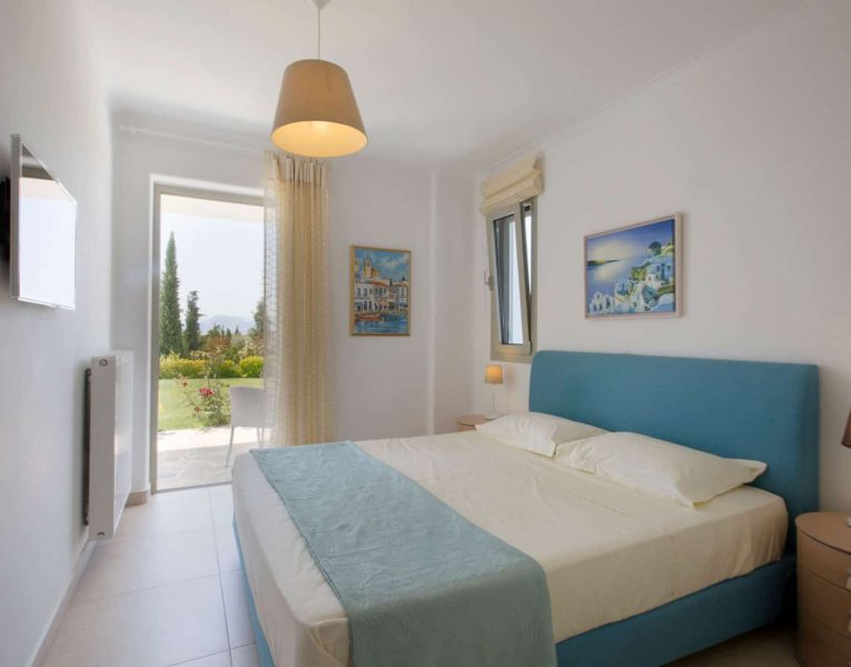 Villa-Celeste-Athens-by-Olive-Villa-Rentals-bedroom-ground-floor