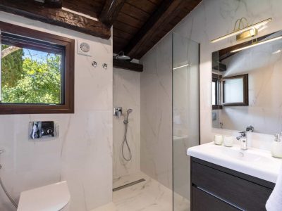 Villa-Cleo-Corfu-by-Olive-Villa-Rentals-bathroom