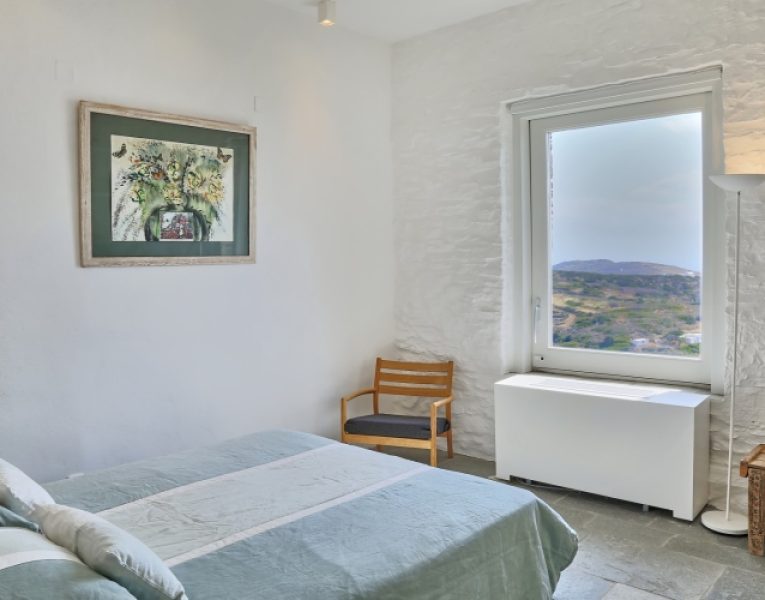 Villa La Rocca in Sifnos by Olive Villa Rentals