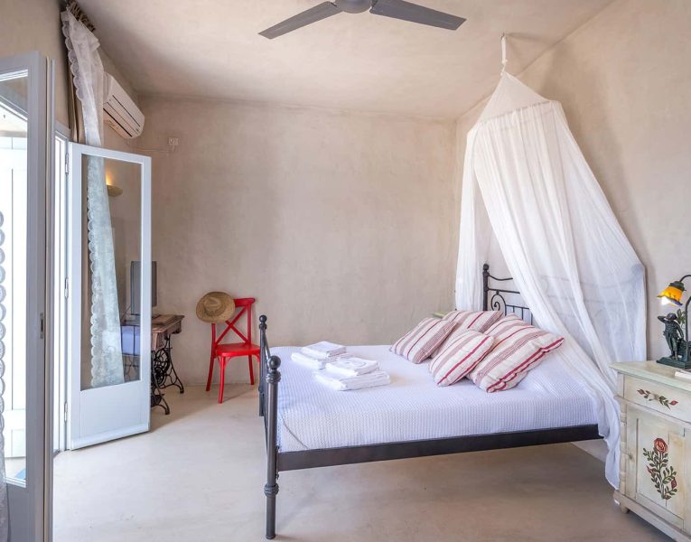 Villa-Ninemia-Paros-by-Olive-Villa-Rentals-bedroom