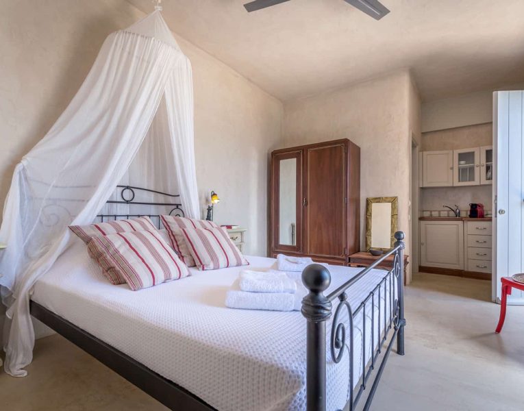 Villa-Ninemia-Paros-by-Olive-Villa-Rentals--bedroom