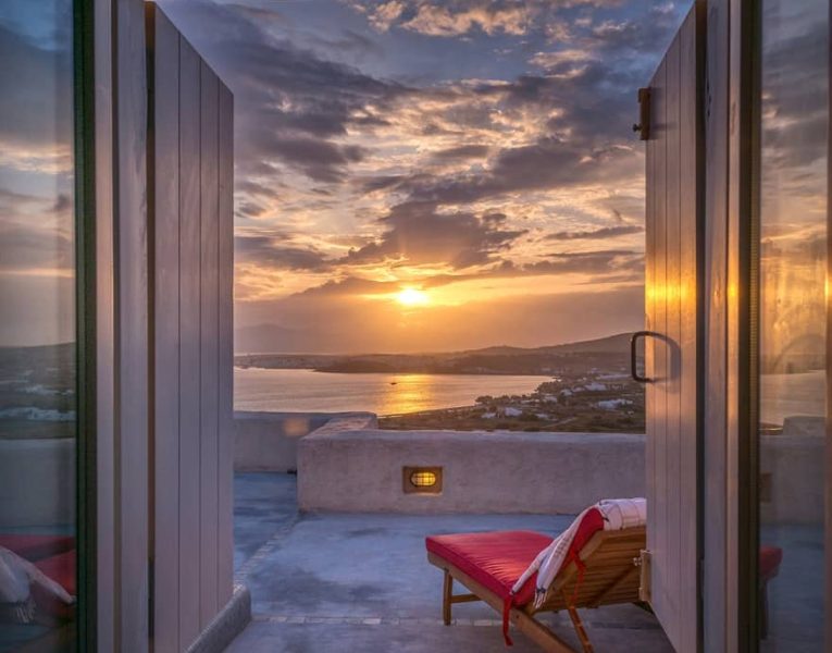 Villa-Ninemia-Paros-by-Olive-Villa-Rentals-sunset