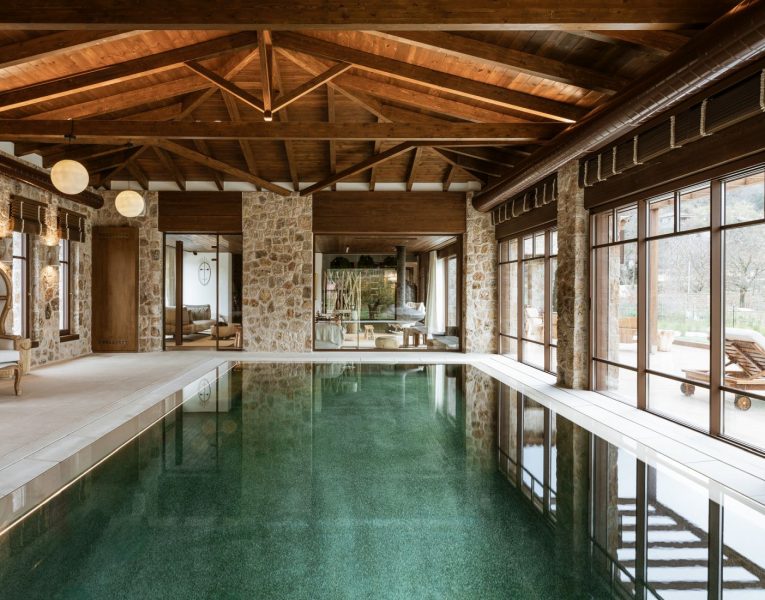 Villa Nivis by Olive Rentals 11