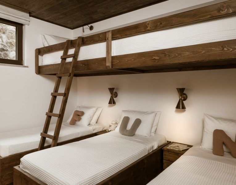 Villa Nivis by Olive Rentals 18