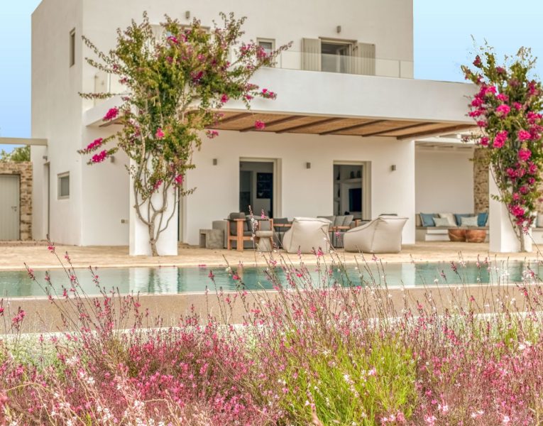 Villa Ponente by Olive Rentals 01