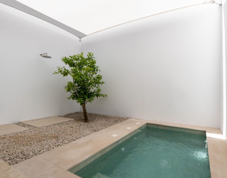 Villa Royale by Olive Rentals 03