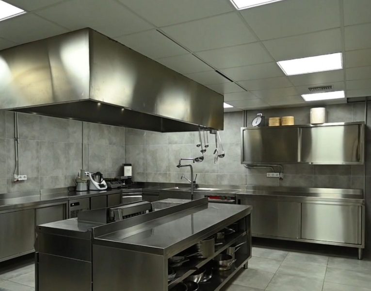 Villa Simone by Olive Rentals04