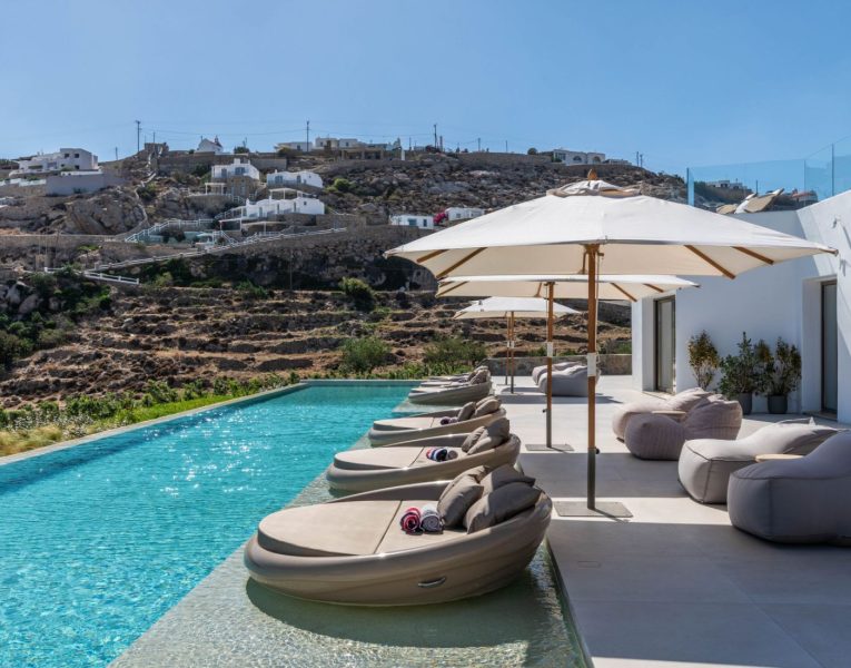 Villa Simone by Olive Rentals43