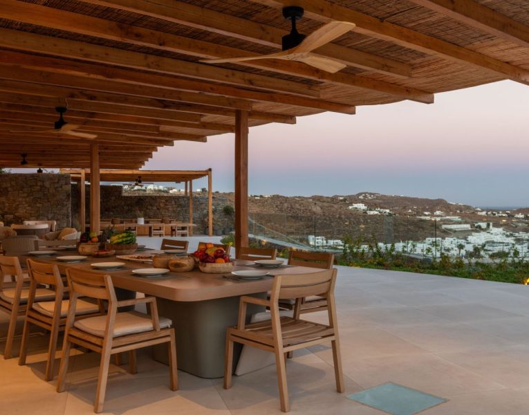 Villa Simone by Olive Rentals54