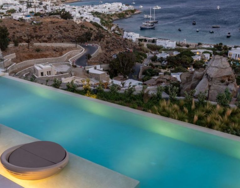 Villa Simone by Olive Rentals55