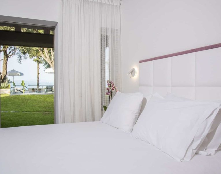 Villa-Thaleia-Corfu-by-Olive-Villa-Rentals-master-bedroom