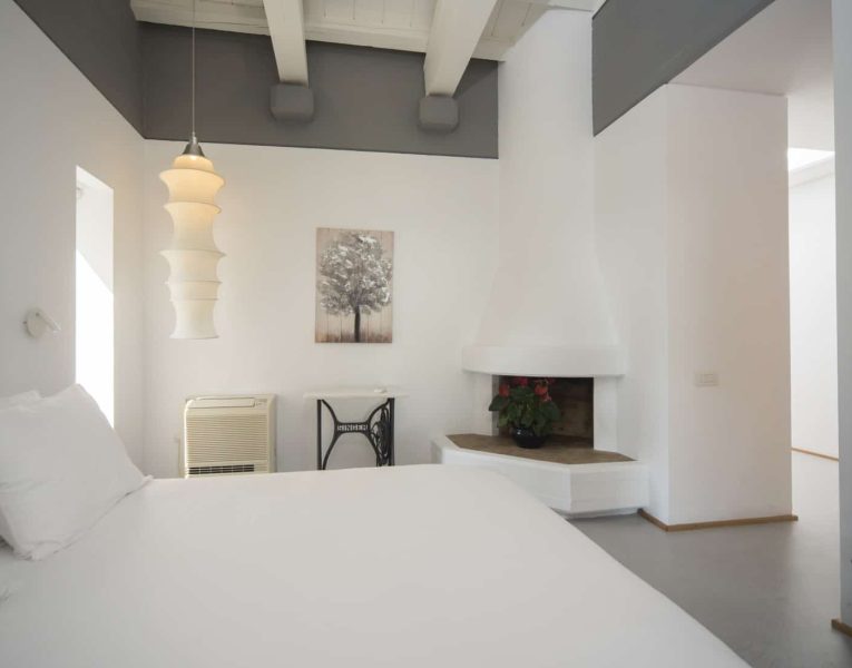 Villa-Thaleia-Corfu-by-Olive-Villa-Rentals-master-bedroom