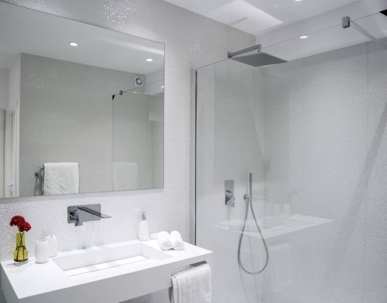 Villa-Thaleia-Corfu-by-Olive-Villa-Rentals-bathroom