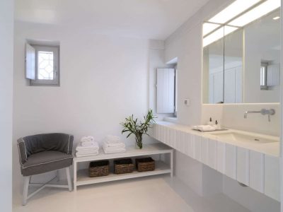 Villa-Delight-Antiparos-by-Olive-Villa-Rentals-house-1-bathroom
