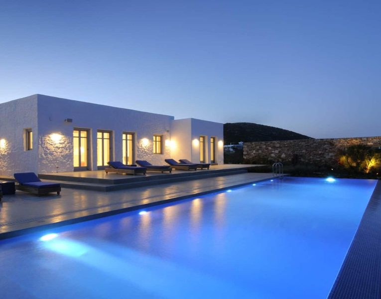 Villa-Delight-Antiparos-by-Olive-Villa-Rentals-pool-area-night