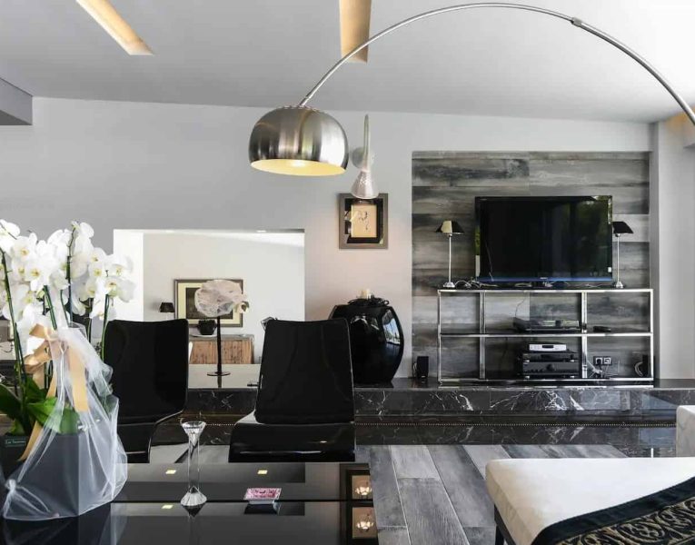 Villa-Cobalt-Athens-by-Olive-Villa-Rentals-living-room