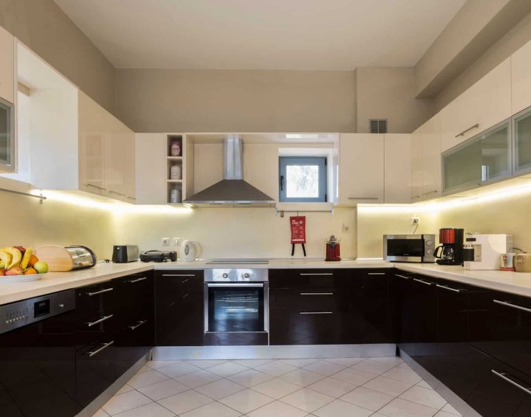 Villa-Amaya-Corfu-by-Olive-Villa-Rentals-kitchen