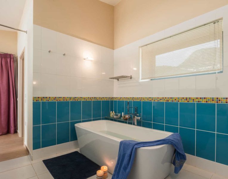 Villa-Amaya-Corfu-by-Olive-Villa-Rentals-master-bathroom-upper-floor