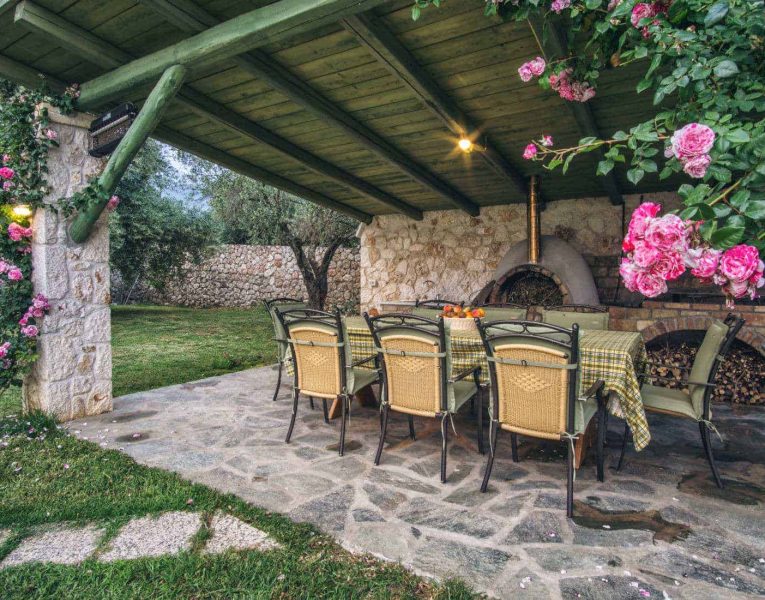 Villa-Amaya-Corfu-by-Olive-Villa-Rentals-exterior-dining-area