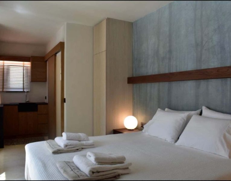 Villa-Copper-Evia-by-Olive-Villa-Rentals-seperate-space-bedroom