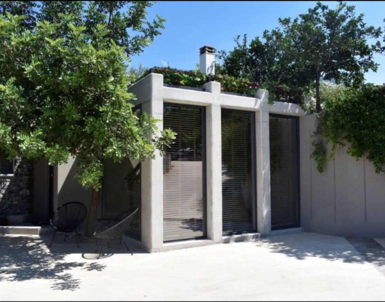 Villa-Copper-Evia-by-Olive-Villa-Rentals-seperate-suite