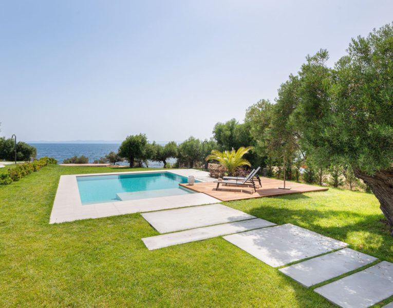 Villa-Bliss-Halkidiki-by-Olive-Villa-Rentals-pool-area