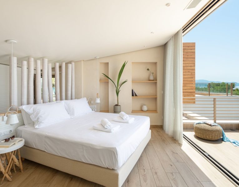 Villa-Bliss-Halkidiki-by-Olive-Villa-Rentals-bedroom