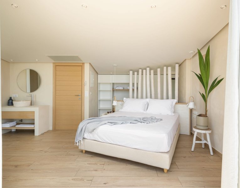 Villa-Bliss-Halkidiki-by-Olive-Villa-Rentals-bedroom