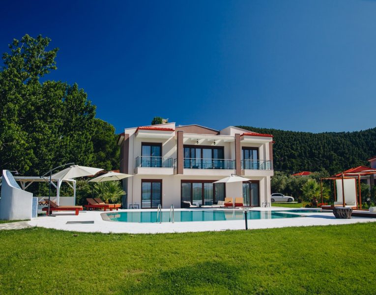 Villa Azalea in Halkidiki by Olive Villa Rentals