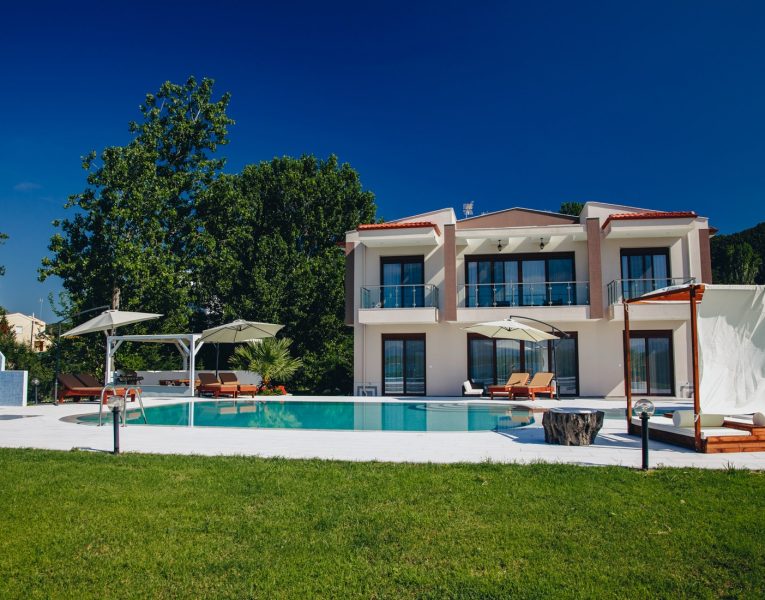 Villa Azalea in Halkidiki by Olive Villa Rentals