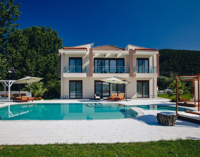 Villa Azalea in Halkidiki by Olive Villa Rentals