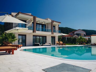 Villa Azalea in Halkidiki by Olive Villa Rentals