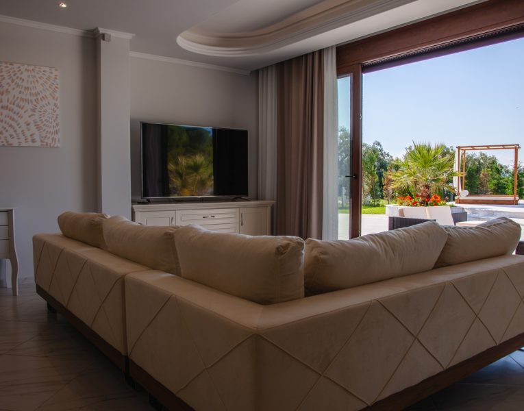 Villa Azalea in Halkidiki by Olive Villa Rentals