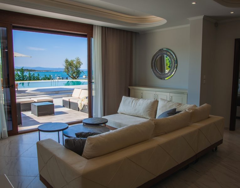 Villa Azalea in Halkidiki by Olive Villa Rentals