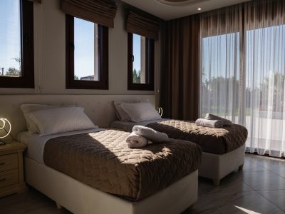 Villa Azalea in Halkidiki by Olive Villa Rentals