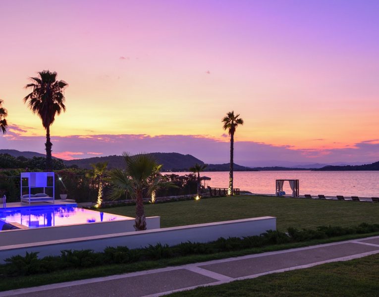 Villa Infinita in Halkidiki by Olive Villa Rentals