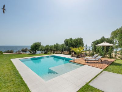 Villa-Sealavie-Halkidiki-by-Olive-Villa-Rentals-pool-area
